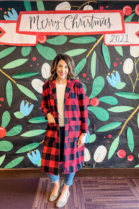 CHRISTMAS PHOTO BOOTH BACKDROP IDEAS (AND SOME CUTE WINTER FASHION STAPLES!)